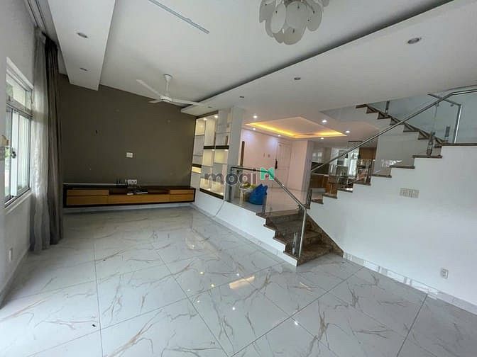 Căn hộ duplex Mỹ Tú Cảnh Quan 250m² giá 40 triệu - Sẵn sàng vào ở!