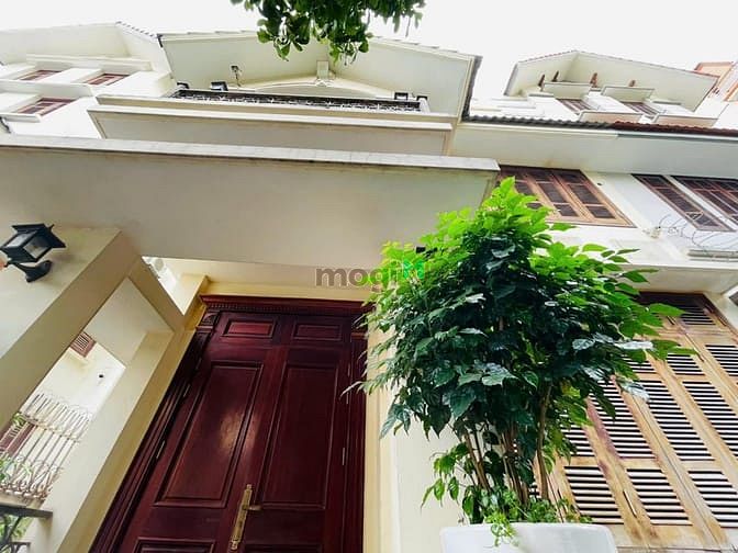 Biệt thự song lập có hầm Khu đô thị Trung Văn 180m² giá 18.5 tỷ - Cơ hội hiếm có!