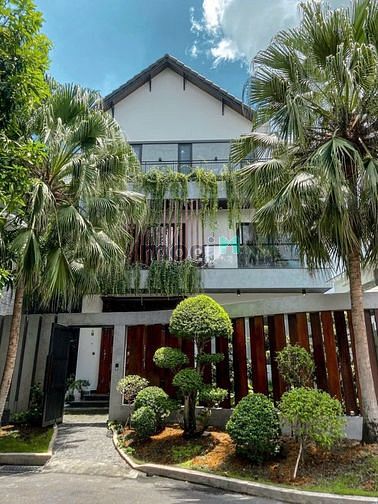 Cho thuê Biệt Thự Hồ Bơi Tân Phong, Quận 7 - 280m² siêu VIP