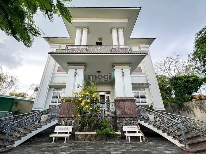 Biệt thự cao cấp mặt tiền Nguyễn Hữu Cầu KDC Cồn Khương, Cần Thơ - 60 tỷ