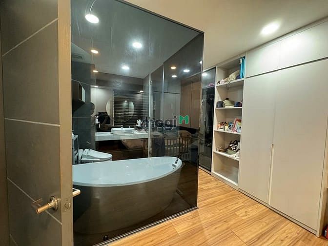 Căn hộ Saigon Airport Plaza 95m² giá 17 triệu - Đầy đủ nội thất, view sân bay