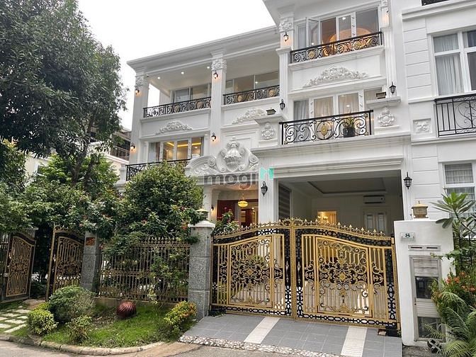 Cho thuê nhà phố Phú Mỹ 120m² giá 42 triệu - Đầy đủ nội thất sang trọng!