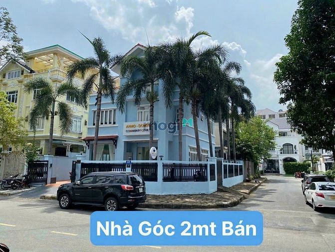Bán biệt thự Đơn lập Góc 2 mặt tiền Phú Mỹ Hưng 600m² - Đầu tư sinh lời tại trung tâm!
