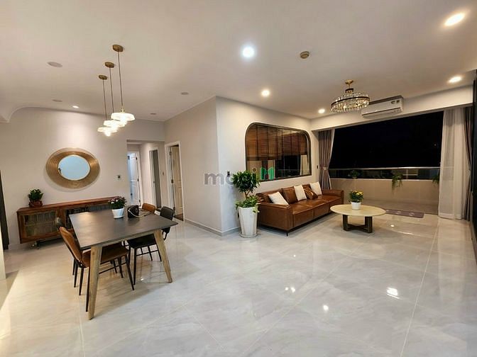 Căn hộ Garden Court 2 Quận 7, 145m² giá 11 tỷ - View kênh đào tuyệt đẹp!