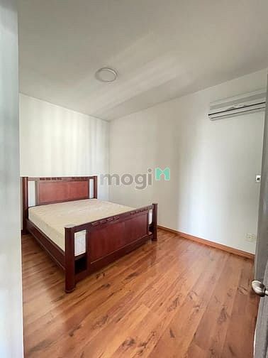 Căn hộ Garden Court 2 Phú Mỹ Hưng 141m² giá 14.5 tỷ - Vị trí đắc địa!
