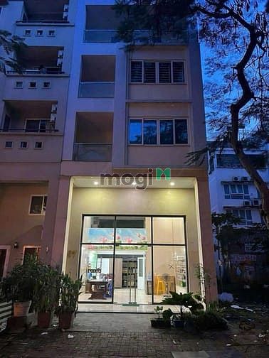 Nhà phố Hưng Gia, Phú Mỹ Hưng 350m² giá chỉ 28.9 tỷ - Đầu tư sinh lời ngay!