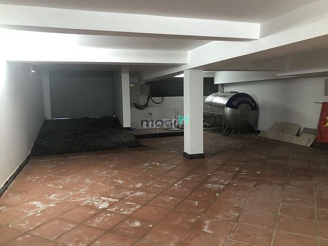 Cho thuê nhà phố tại Thành phố Giao Lưu 128m² giá 65 triệu - Thang máy tiện ích