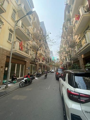 Cho thuê nhà liền kề 38-TT1 75m² giá 36 triệu - Cơ hội hiếm có tại Thanh Xuân!