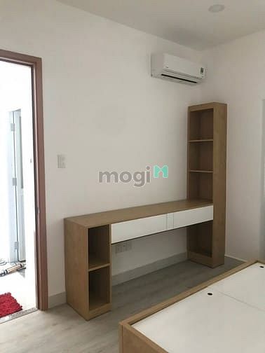 Cho thuê căn hộ 155 Nguyễn Chí Thanh Quận 5 70m² giá 12 triệu - View đẹp, an ninh 24/24!