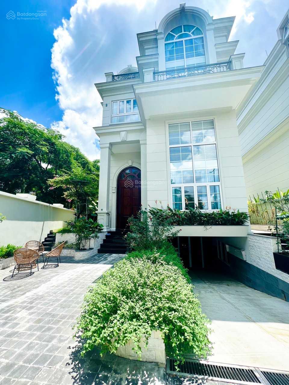 Biệt thự Thảo Điền King Crown Q2 300m² giá 90 tỷ - Cơ hội vàng cho nhà đầu tư!