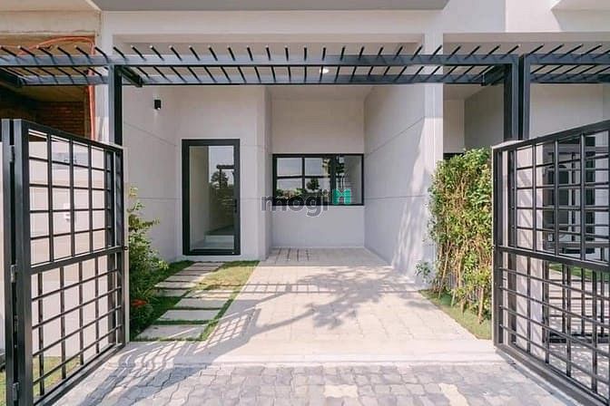 Bán gấp nhà sổ hồng riêng gần KDC Việt – Sing, 2 PN 80m² giá 2,96 tỷ