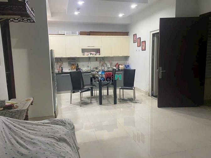 Căn hộ Tân Hương Tower 77m² giá 2 tỷ - Nội thất cao cấp, view thoáng mát!