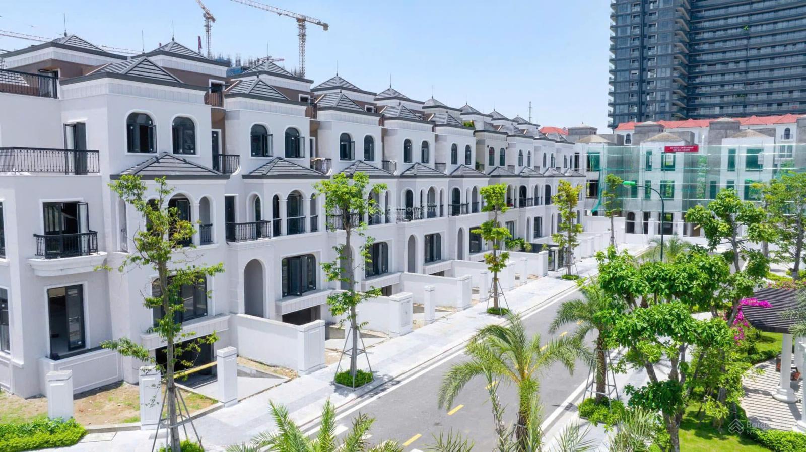 Bán biệt thự liền kề Ciputra 180m² giá từ 50 tỷ - Sổ đỏ chính chủ giao ngay!