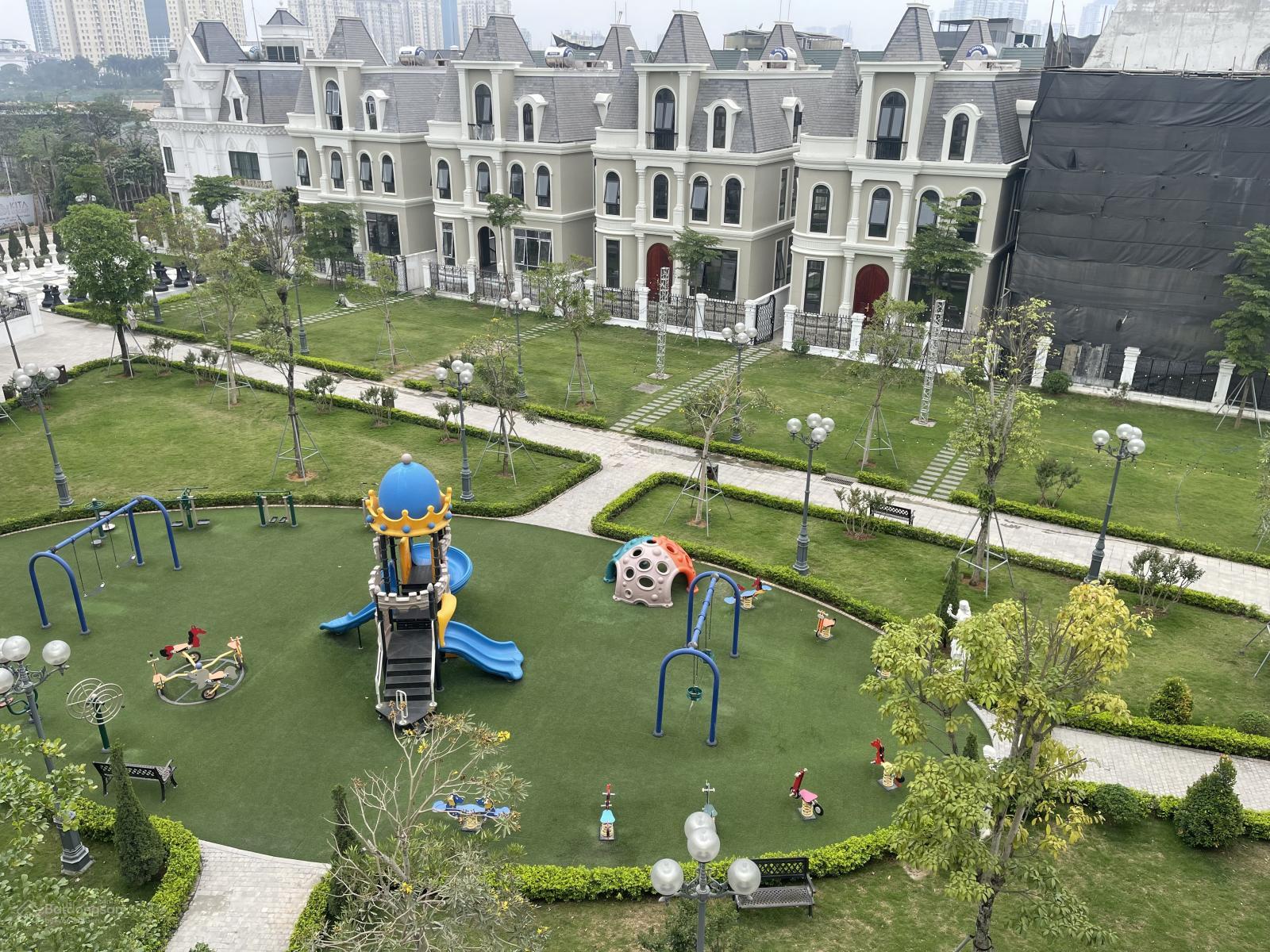 Bán biệt thự Kita Ciputra 150m² giá 57 tỷ - View vườn hoa đẹp