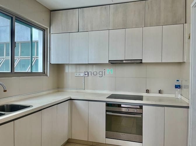 Căn hộ The Vista An Phú 138m² giá 33 triệu - Đầy đủ tiện ích