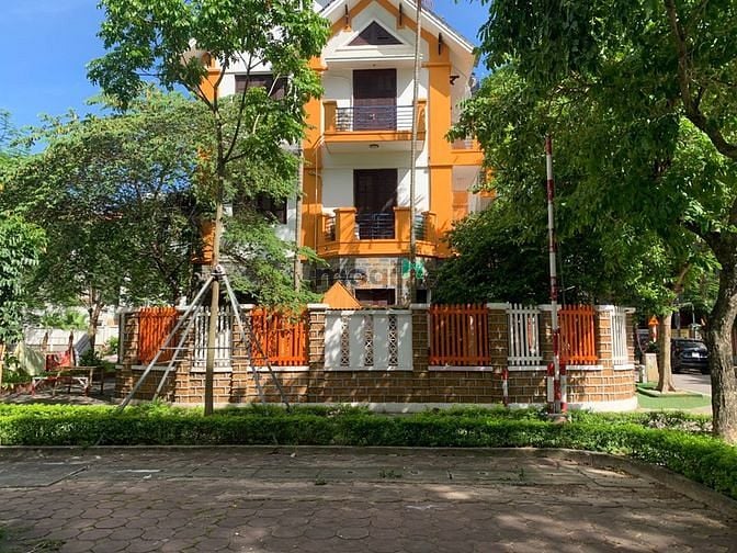 Cho thuê biệt thự Dương Nội 200m² giá 30 triệu - Tiện ích đầy đủ!