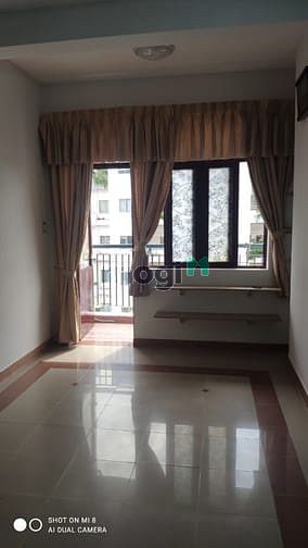 Căn hộ 2 phòng ngủ 64m² Lạc Long Quân giá 8.5 triệu - Cơ hội hiếm có!