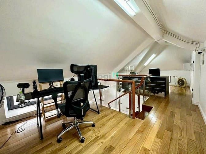 Biệt Thự Song Lập 212 Mỹ Hoàng 210m² giá 70 tỷ - Không thể bỏ lỡ!