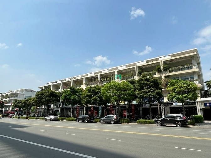 Bán Shophouse Lakeview Thủ Thiêm 140m² giá 105 tỷ - Cơ hội đầu tư tuyệt vời!