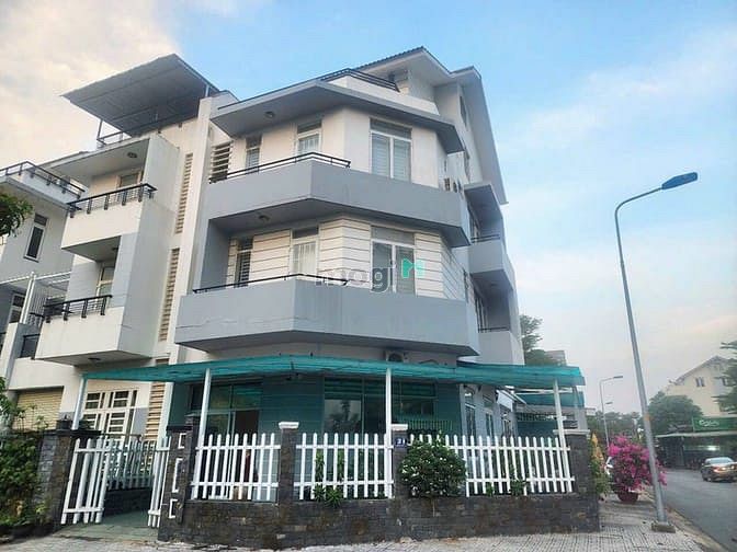 Bán Biệt thự góc 2 mặt tiền 187m² Gia Hòa, Phước Long B - Cơ hội hiếm có!