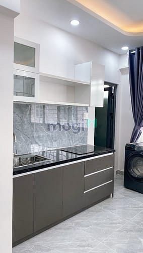 Bán nhà mặt tiền đường Đinh Thị Thi, Thủ Đức, 123m² giá 31.5 tỷ - Cơ hội vàng cho nhà đầu tư!