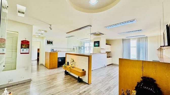 Chung cư Ngọc Khánh Ba Đình 113m² giá chỉ 6.9 tỷ - Thiết kế hiện đại!