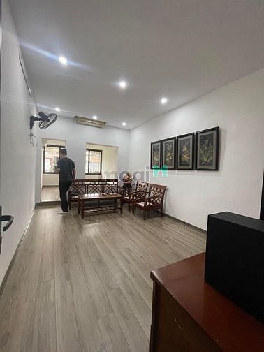 Nhà lô góc 60m² giá 1,99 tỷ Tân Mai - Cơ hội hiếm có!