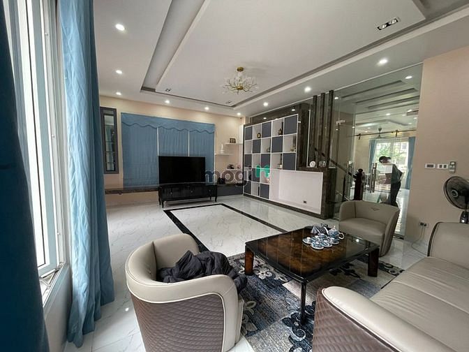 Biệt Thự Đơn Lập Khu Hoa Sữa 300m² giá 65 tỷ - Cơ Hội Hiếm Có