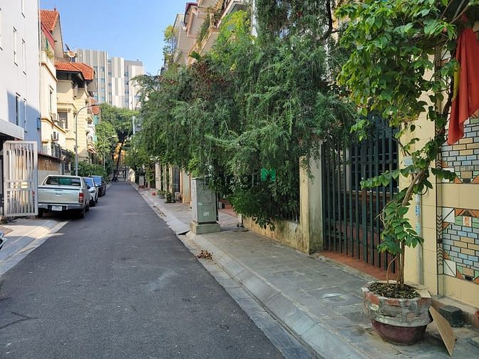 Bán nhà 4 tầng 80m² Định Công giá 17 tỷ - Không gian sống lý tưởng!