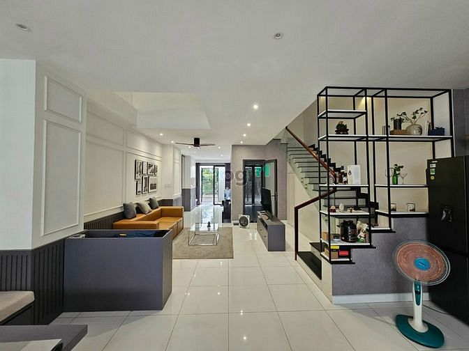Nhà phố cho thuê 120m² KDC Nam Long, Quận 9 - Cơ hội tốt với thiết kế hiện đại!