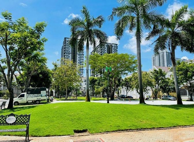 Biệt thự đẹp 220m² tại khu Vip Cityland, Q7 - Giảm giá sốc 9 tỷ!