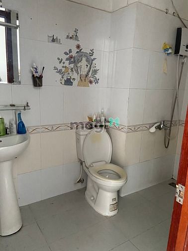 Căn hộ chung cư 70m² giá 8.5 triệu tại Quận 8 - Nhà đẹp, thoáng mát!