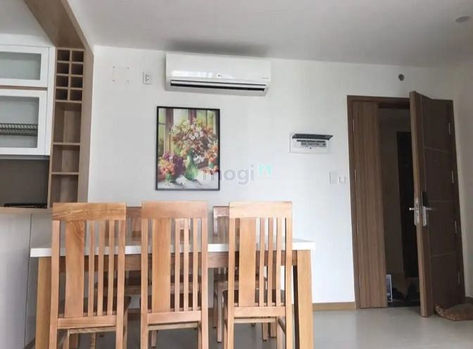 Căn hộ 2PN 65m² tại Quận 1 giá chỉ 1.2 tỷ - Cơ hội hiếm có!