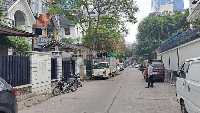 Biệt thự cho thuê 135m² KĐT Mễ Trì Thượng - Cơ hội hiếm có!
