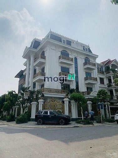 Biệt thự C37 Bắc Hà 250m² giá 40 triệu - Cơ hội hiếm có!