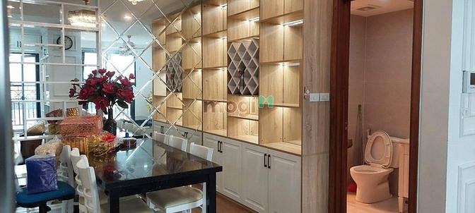 Căn hộ chung cư CT8 The Emerald Mỹ Đình 80m² giá 3.8 tỷ - Cơ hội hiếm có!