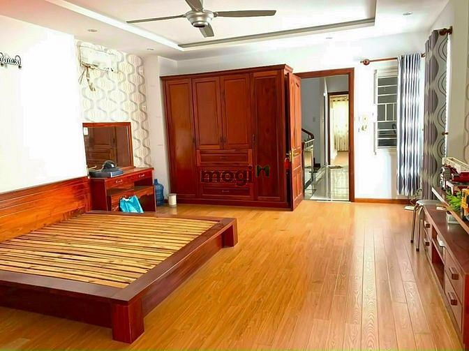 Biệt thự cho thuê 350m² giá 40 triệu - Vị trí vàng Quận 7