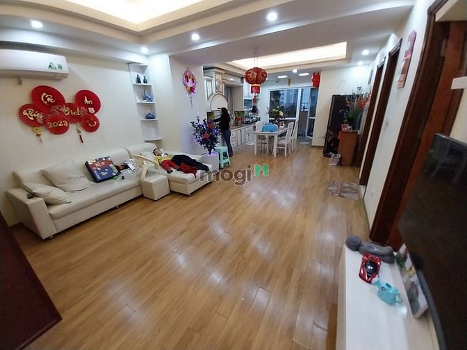 Căn hộ chung cư 100m² giá 10 triệu - Cơ hội hiếm tại Hồ Tùng Mậu!