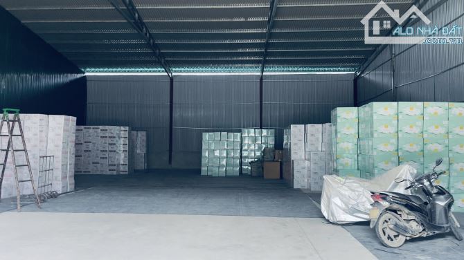 Cho thuê kho xưởng 600m² mới xây tại Thị trấn Phùng - Giá 42 triệu/tháng!