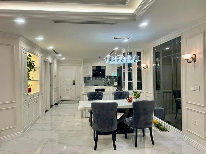 Căn hộ HANOI PARAGON 97m² giá 18 triệu - Cơ hội hiếm có tại Cầu Giấy!