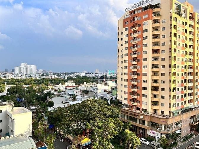 Căn hộ Khánh Hội 2 Quận 4, 100m² giá 15 triệu - Cơ hội hiếm có!