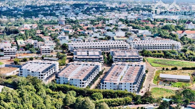 Nhà liên kề và shophouse tại Nguyễn Đình Chiểu, Buôn Ma Thuột - Đầu tư lý tưởng!