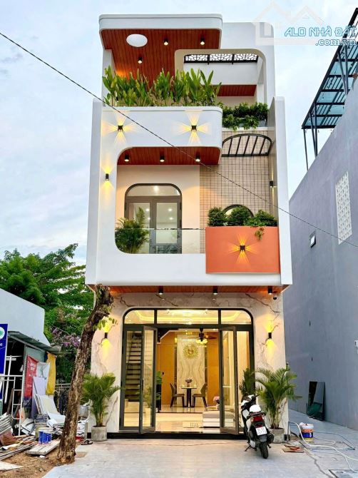 Bán nhà mới 120m² trung tâm Thủ Dầu Một chỉ 2,85 tỷ - Sổ hồng riêng!