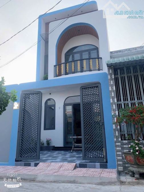 Nhà phố 98m² Trung Chánh Hóc Môn giá 840 triệu - Cơ hội vàng không thể bỏ lỡ!