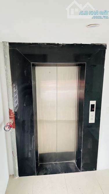 Nhà mặt phố Thụy Khuê Tây Hồ 54m² giá 22.5 tỷ - Kinh doanh đỉnh cao!