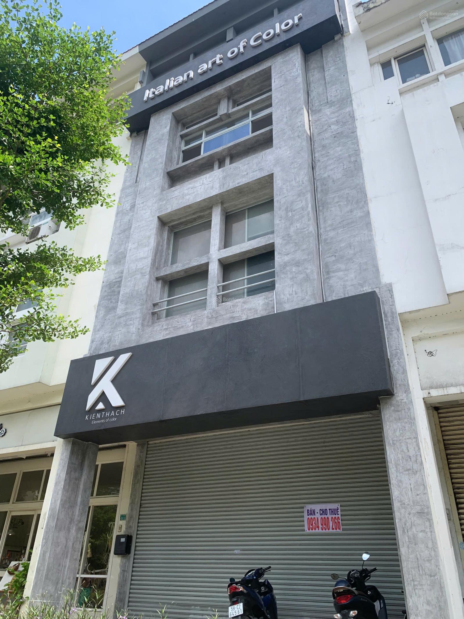 Cho thuê nhà phố Mỹ Hưng 108m² giá 46 triệu - Mặt tiền Nguyễn Văn Linh