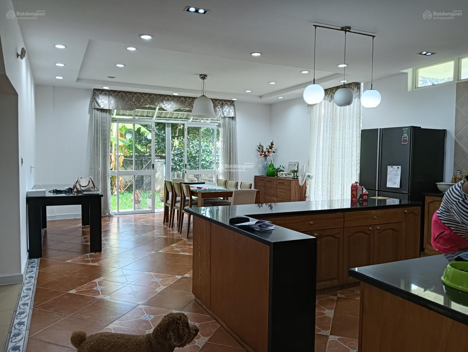 Villa cho thuê 572m² 4PN 4WC Thảo Nguyên Sài Gòn Q9 - Giá chỉ 34 triệu/tháng!