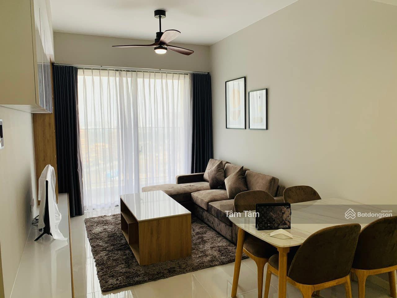 Căn hộ Carillon 3 Tân Bình 84m² giá 1.82 tỷ - Nội thất cơ bản, sổ hồng đầy đủ!