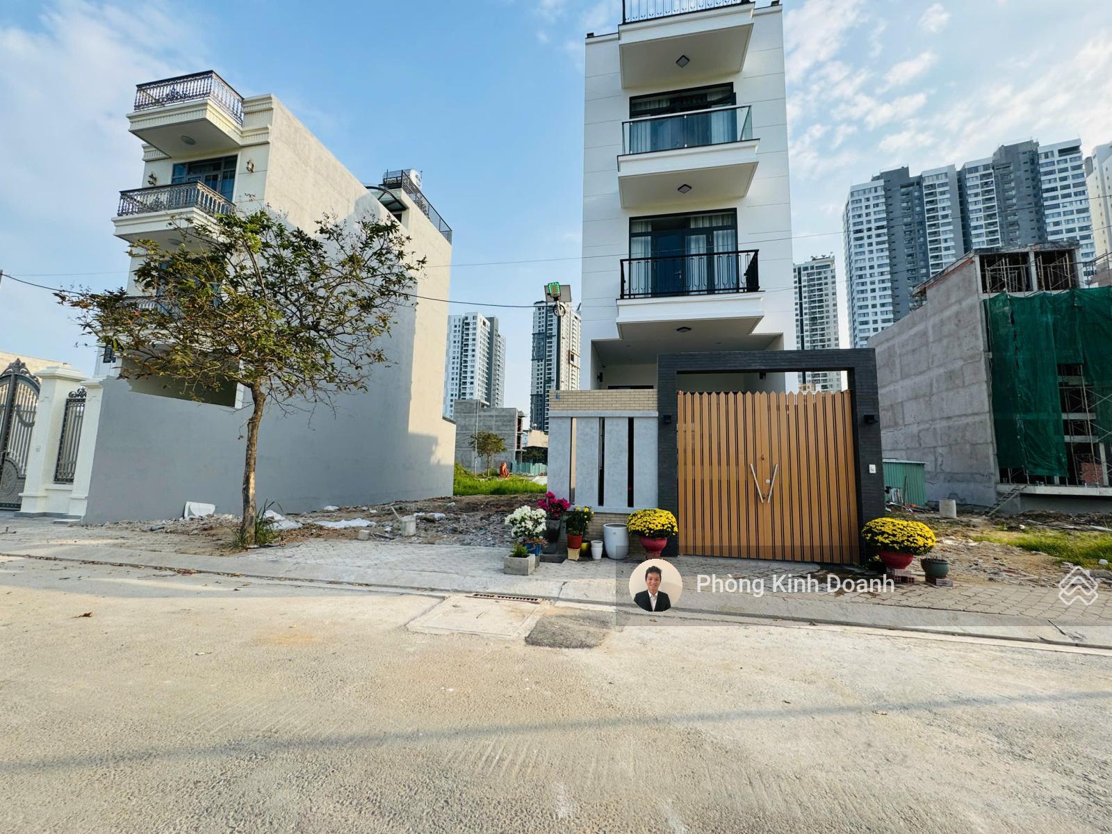 Bán gấp lô đất Đào Trí KDC Phú Thuận Lotus Residence Quận 7, DT: 5x18.5m, giá: 5.8 tỷ