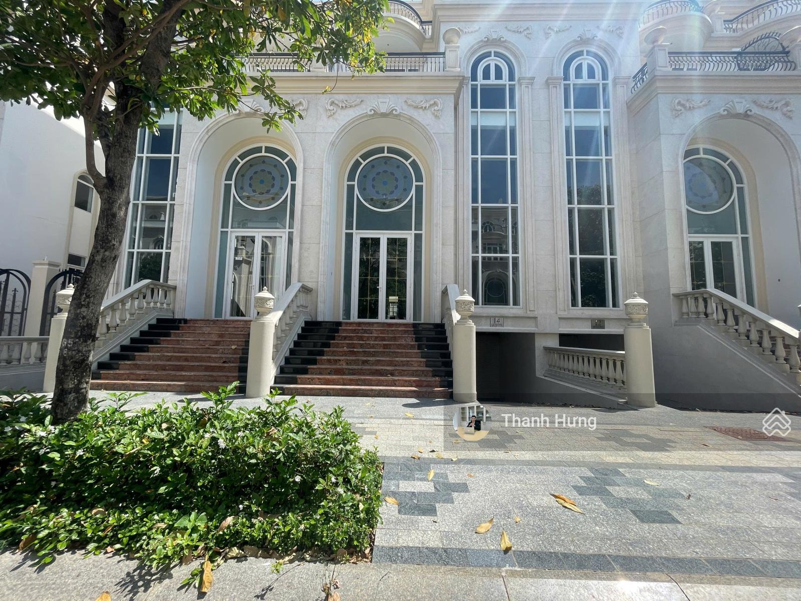 Bán biệt thự Sunlake Villas Thủ Đức 140m² giá 35 tỷ - View hồ đẳng cấp!